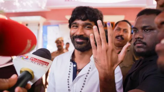 நடிகர் தனுஷ்