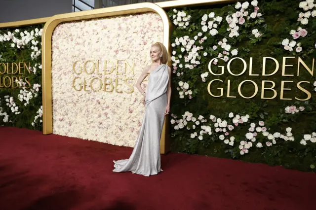 Nicole Kidman en el photocall de los Globos de Oro 2025 en el hotel Beverly Hilton en Los Ángeles el 5 de enero de 2025.