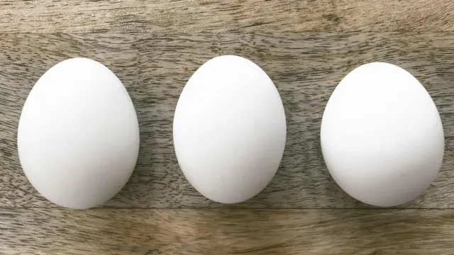 గుడ్లు, బ్రౌన్, వైట్