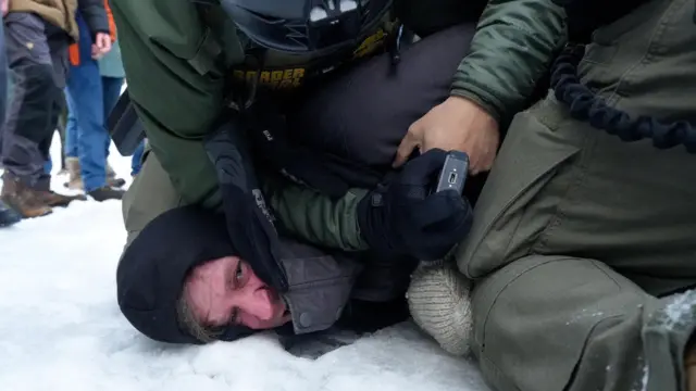 Hapšenje demonstranta u Mineapolisu