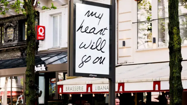 Cartel en París, Francia.