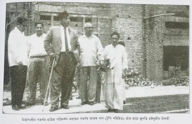 মুনতাসীর মামুনের 'ঢাকা: স্মৃতি বিস্মৃতির নগরী' বই থেকে নেওয়া।