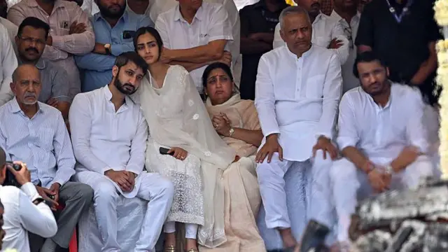 सुनेत्रा पवार