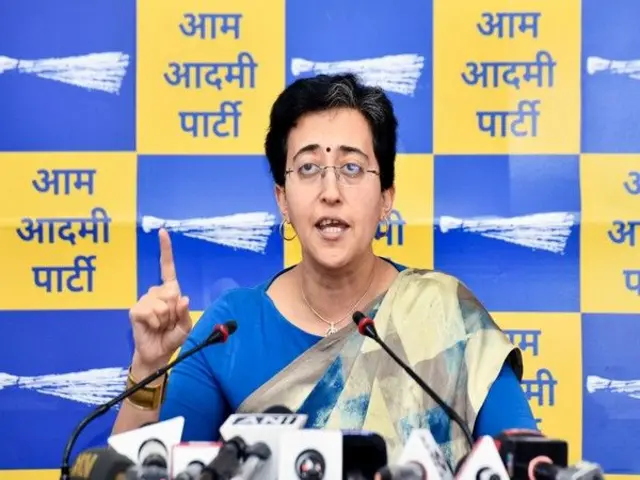 বৃহস্পতিবার সাংবাদিক সম্মেলনে বিস্ফোরক আতিশী। 