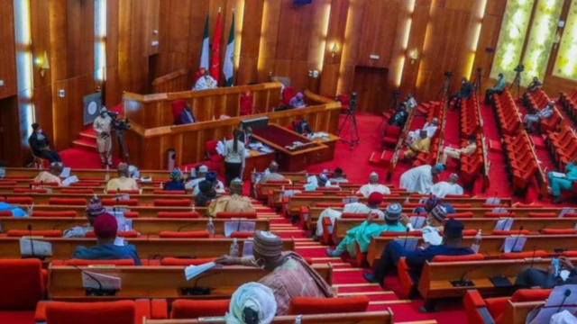 Di Senate approve di student loan