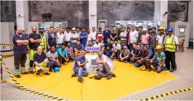 "මේ ව්යාපෘතියේ පිරිමි තුන් සිය දෙනෙක් විතර හිටියා. කාන්තාවන්ට හිටියේ අපි දෙන්නා විතරයි. ඉතින් අපි දෙන්නා ඔවුන්ට කරපු සේවය සලකලා අපේ නම් ඒ වෙනුවෙන් පාවිච්චි කරන්න ඇති. මගේ නමින් ටර්බයින් එකක් නම් කරපු දවසේ මට කිව්වා, "මේක ඔයා අපි දුන්න කරදර ඉවසගෙන හිටියාට දෙන තෑග්ගක්" කියලා. ඒ වගේ ඔවුන් අපේ සේවය අගයන්නත් මේක හරහා කටයුතු කළා," ද