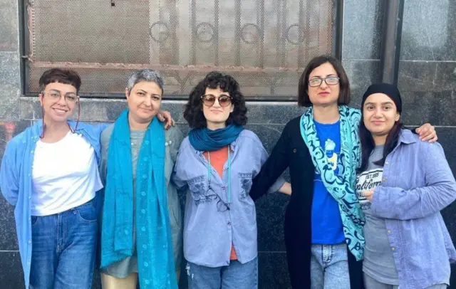 ईरान के उत्तरी प्रांत गिलान में 14 महिला अधिकार कार्यकर्ताओं को जेल भेजा गया है.