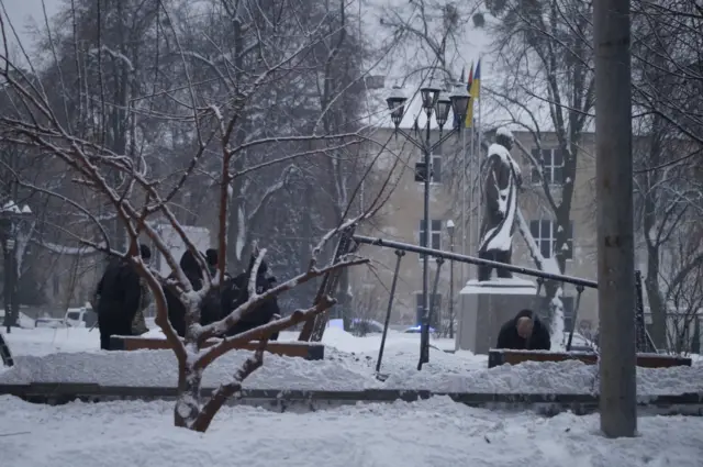 Знищений дитячий майданчик