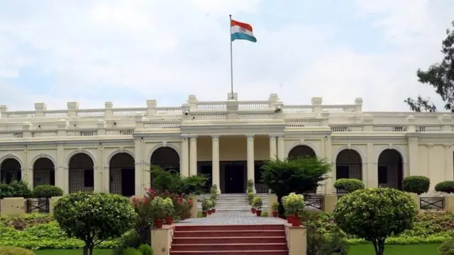 దిల్లీ యూనివర్సిటీ