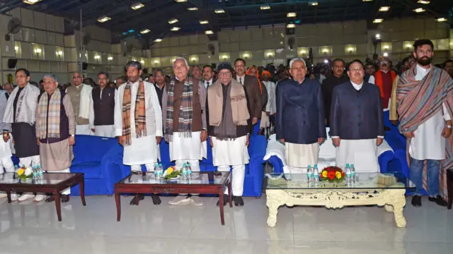 चिराग नीतीश के शपथ ग्रहण में शामिल हुए थे, लेकिन नरेंद्र मोदी की हाल की सभा में शामिल नहीं हुए