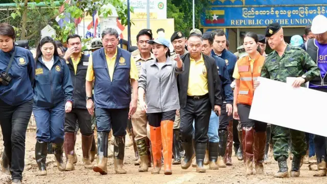 ထိုင်းဝန်ကြီးချုပ် ပေထုန်တန် မယ်ဆိုင်မြို့ ထိုင်း-မြန်မာ ချစ်ကြည်ရေးတံတားကိုသွားရောက်
