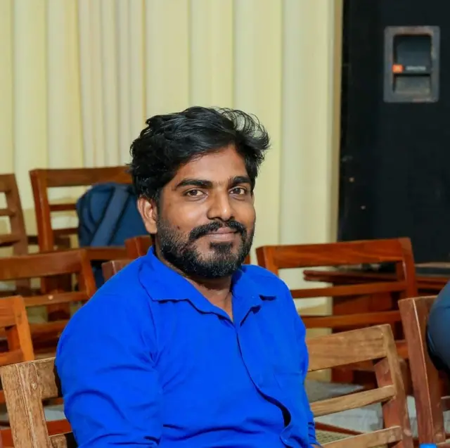 යාපනය විශ්වවිද්‍යාල ශිෂ්‍ය සංගමයේ නායක අලගරාස විජයකුමාර 