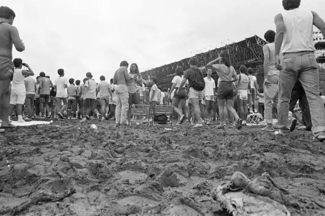 Público no Rock in Rio 1