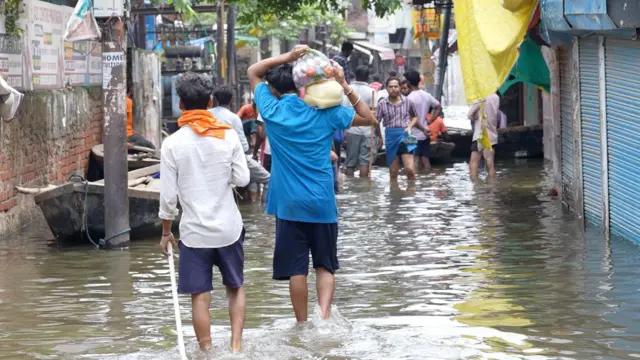 प्रयागराज में बाढ़