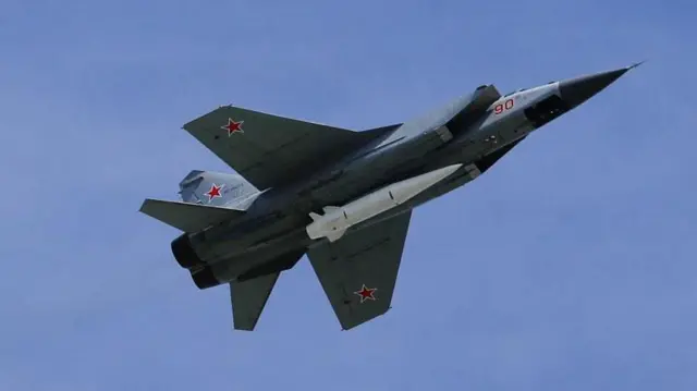 МиГ-31 с “Кинжалом”