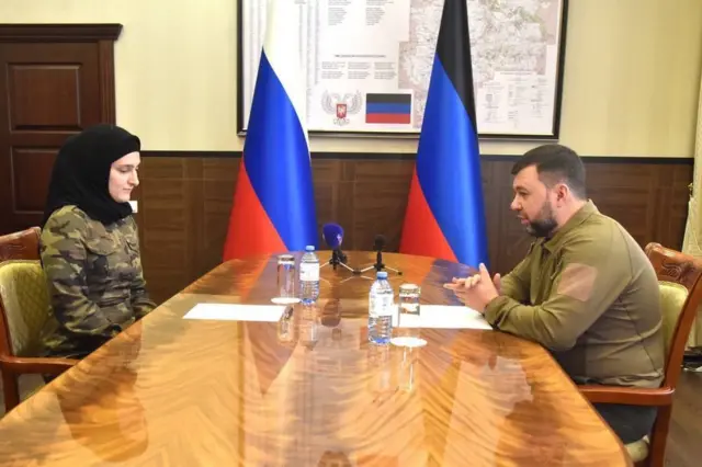 Айшат жана ДНРдин “башчысы” Денис Пушилин