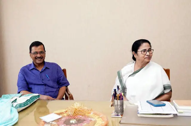 केजरीवाल और ममता
