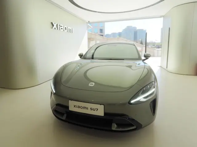 શાઓમી ચીન ઓટોમોબાઈલ ટેસ્લા ઇલેક્ટ્રિક કાર બીબીસી ગુજરાતી