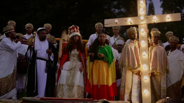 ቅድስቲ ኢለኒ ብትኪ ተመሪሓ ነቲ መስቀል ከም ዝረኸበቶ ኣስተምሮ ቤተክርስትያን የገንዝብ