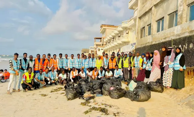 dhalinyaro heshay abaalmarin