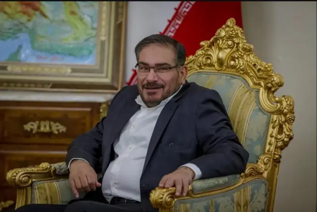 Wuxuu ka mid ahaa aasaasayaashii kooxda hubaysan ee Mansouroun 1975kii
