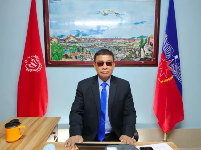 အာရက္ခတပ်တော် အေအေရဲ့ ပြောရေးဆိုခွင့်ရှိသူ ဦးခိုင်သုခ