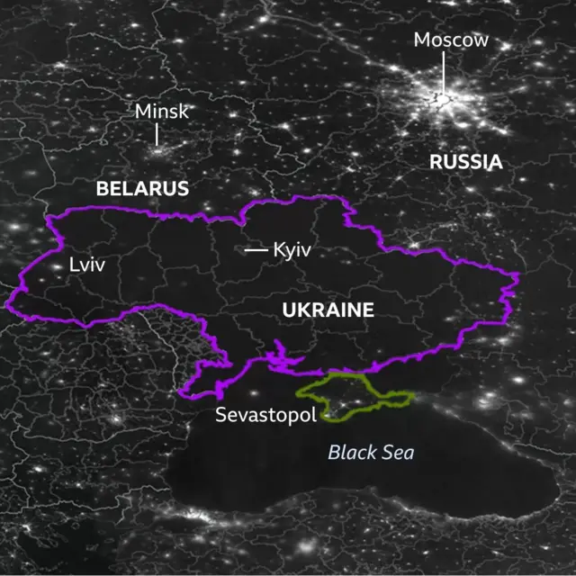 Photo Satellite de l'Ukraine en pleine nuit