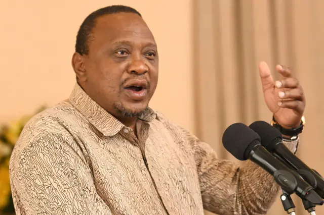 Madaxweynaha waqtigiisu sii dhammaanayo ee Kenya, Uhur Kenyatta
