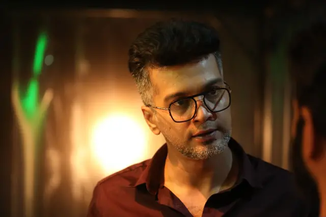 கிராமத்து சூப்பர் ஹீரோ வீரன்