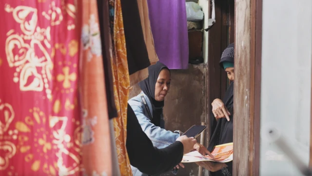 직접 유권자의 집을 방문한 라하유