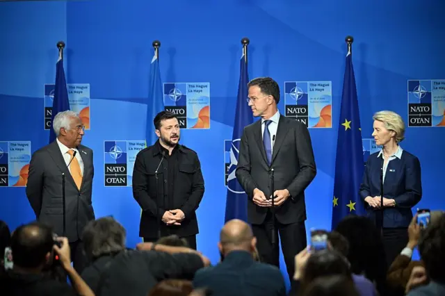 Антониу Коста, Володимир Зеленский, Марк Рютте жана Урсула фон дел Лейен НАТО саммитинин алдында