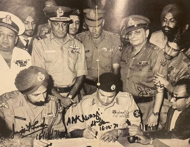 1971માં પાકિસ્તાની સેનાના પરાજયને કારણે બાંગ્લાદેશનો જન્મ થયો