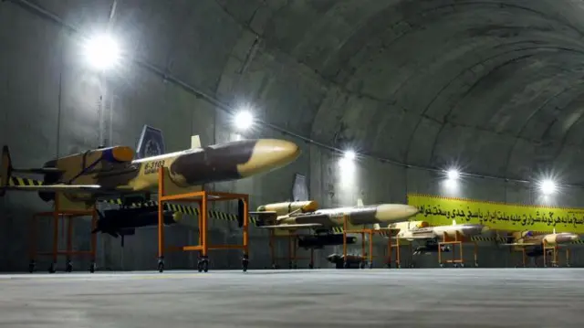 موشک شفق روی پهپاد کرار