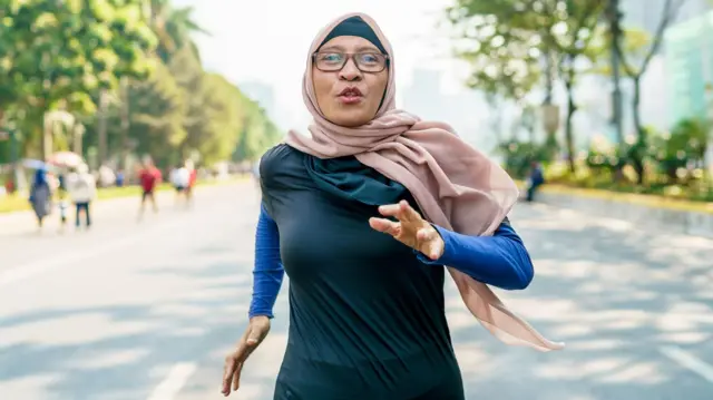 Olahraga teratur dapat meningkatkan kualitas tidur.