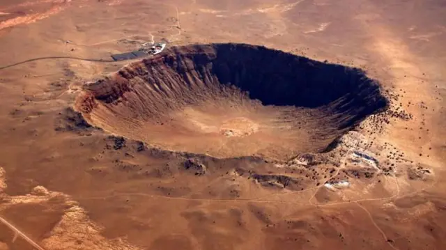 விண்கல் விழுந்த இடம் 