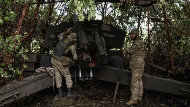 Donetsk bölgesinde askeri hareketlilik artıyor.
