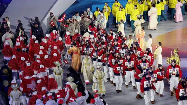 Парад участников Олимпиады в Вероне