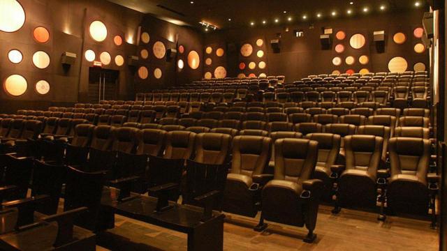 ஓடிடி தளங்களுக்கு எதிராக திரையரங்க உரிமையாளர்கள்