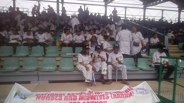 Aworan ẹgbẹ awọn nọọsi nibi eto naa