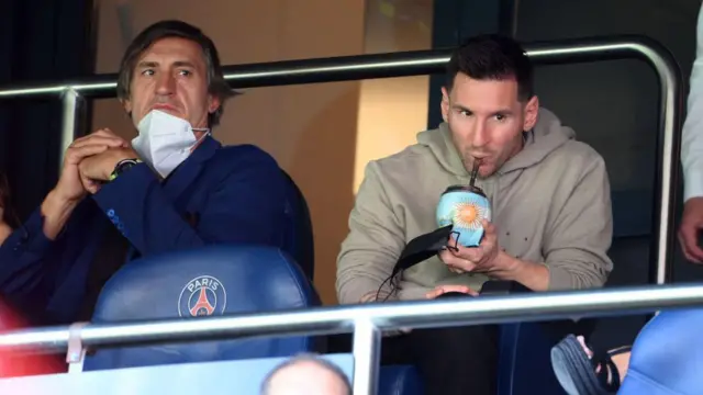 ரொனால்டோ vs மெஸ்ஸி