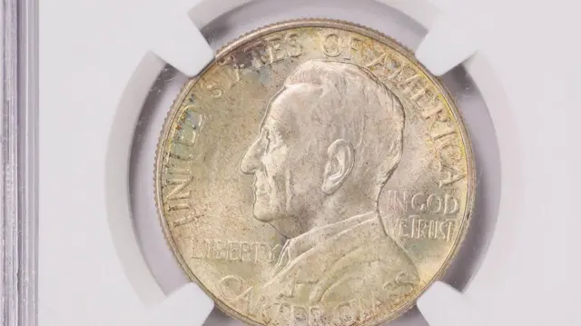 عملة نصف الدولار لمدينة لينشبرغ الصادرة عام 1936، وظهرت عليها صورة السيناتور كارتر غلاس