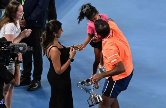 રોહન બોપન્ના તેમના પિરવાર સાથે 