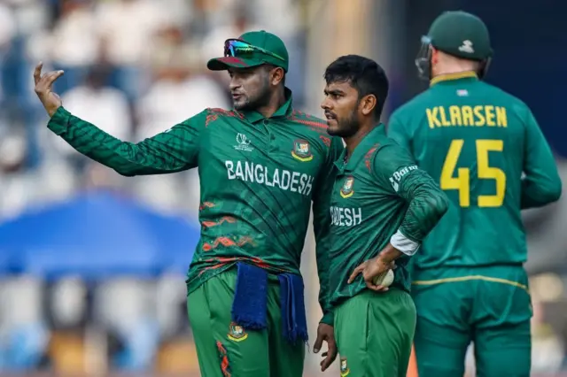 ‘বিরক্তিকর’ বাংলাদেশই কি সেমিফাইনাবাংলাদেশই কি বিশ্বকাপ ২০২৩ থেকে ছিটকে যাওয়া প্রথম দল হতে যাচ্ছে?ল থেকে ছিটকে যাওয়া প্রথম দল?