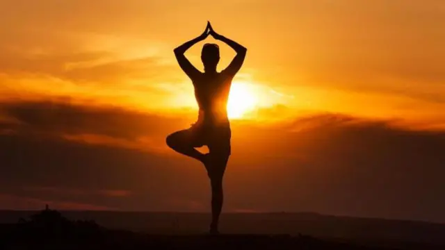 ইয়োগা বা যোগ ব্যায়াম