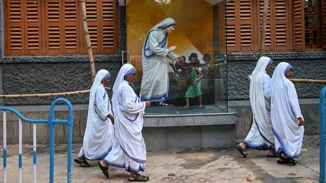 विधेयक के स्टेटमेंट ऑफ़ ऑब्जेक्ट और रिजन्स सेक्शन में कहा गया है कि यह संशोधन इसलिए लाया जा रहा है ताकि विदेशी चंदे और उससे बनाई गई संपत्तियों के मैनेजमेंट से जुड़ी कानूनी और प्रशासनिक कमियों को दूर किया जा सके.