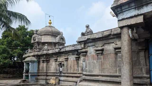 சோழர்கள், மன்னராட்சி காலம், ராஜகுரு