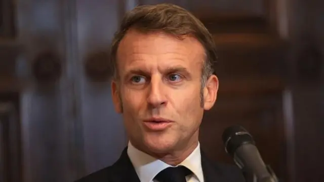 ઇમૅન્યુઅલ મૅક્રૉન, બીબીસી, ગુજરાતી