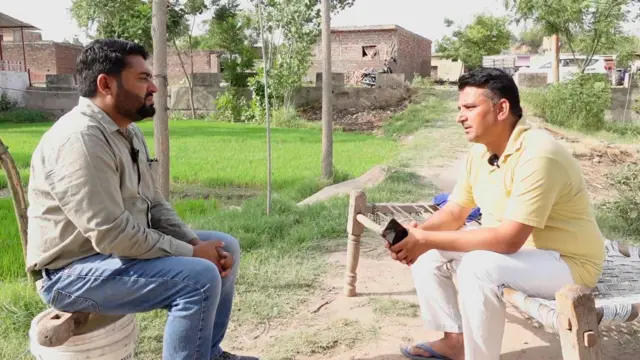 ਸਿੰਬਲ ਸਕੋਲ ਪਿੰਡ ਦੇ ਸਰਪੰਚ ਦੀਪ ਕੁਮਾਰ
