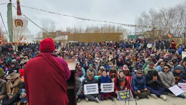 புத்தகயா கோவில், இந்து - பௌத்தர்