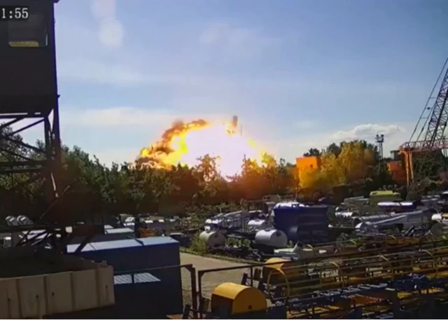 Frappe d'un missile russe sur un centre commercial ukrainien (capture d'écran)